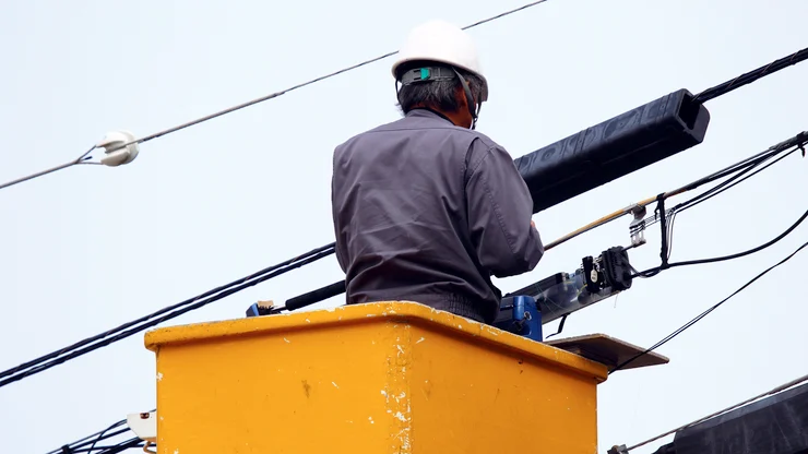 これから電話を新たに引くためには？